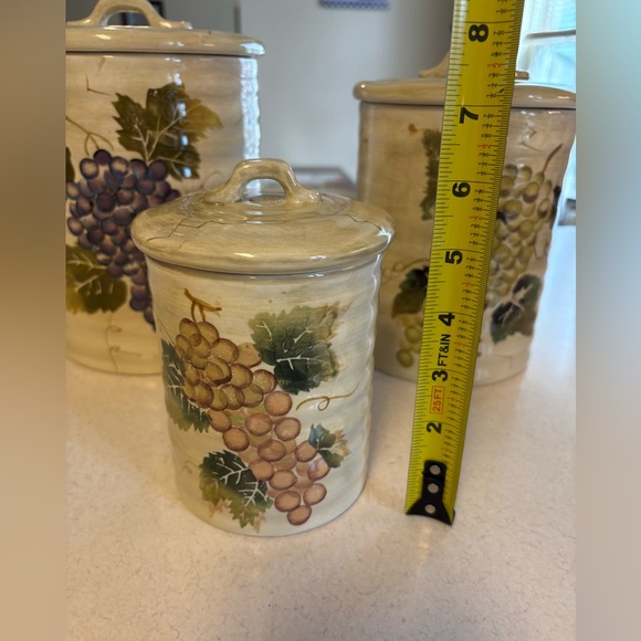 VTG Tabletops Unlimited Cabernet Collection Ceramic Canisters Set Of 3 - Picture 11 of 13